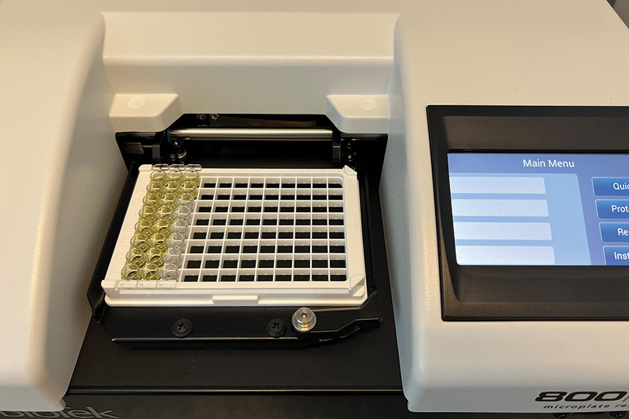 Toxic algae testing stays local, thanks to new equipment | Tri-Cities ...
