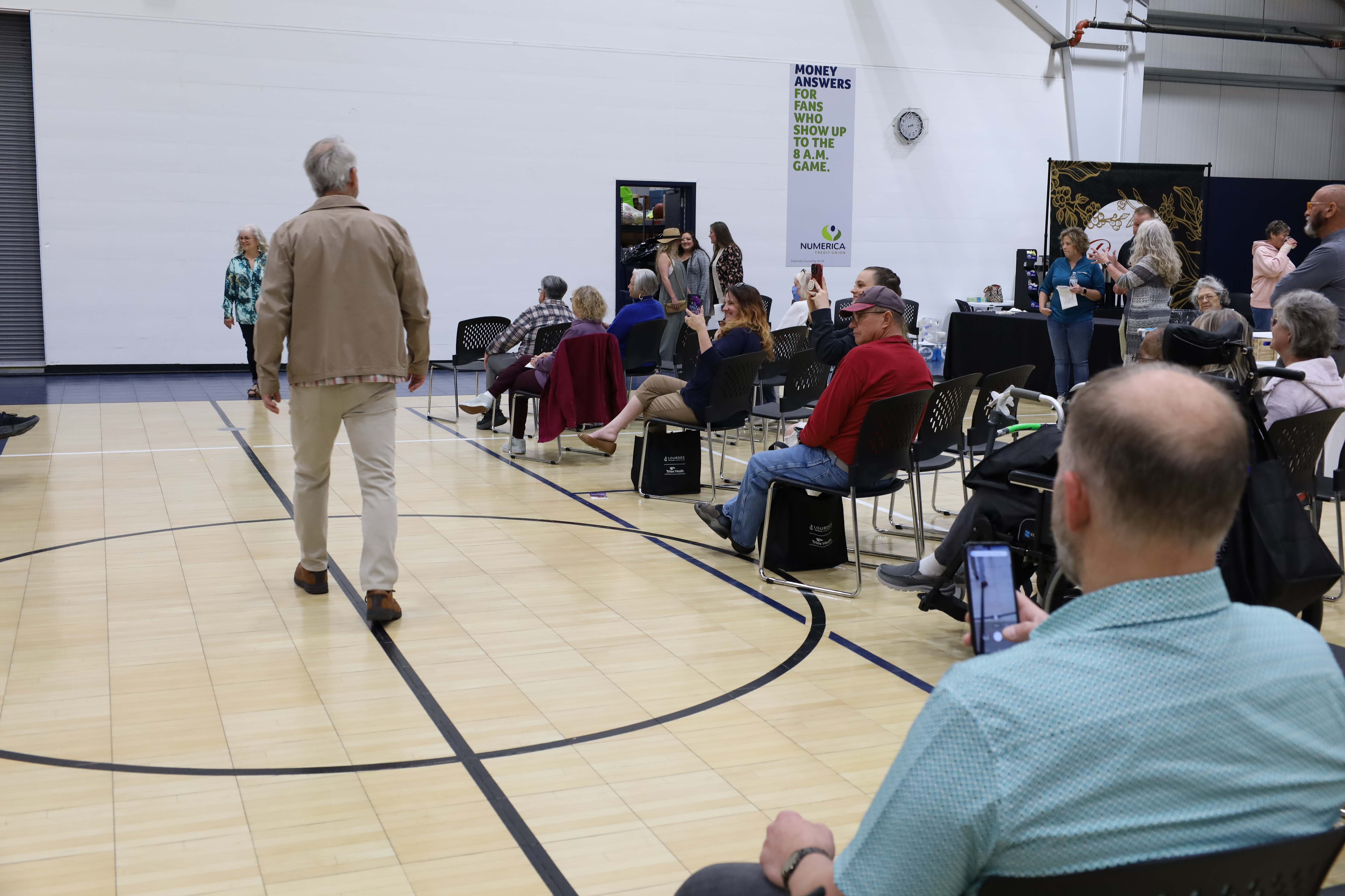 d. lynne's boutique fashion show