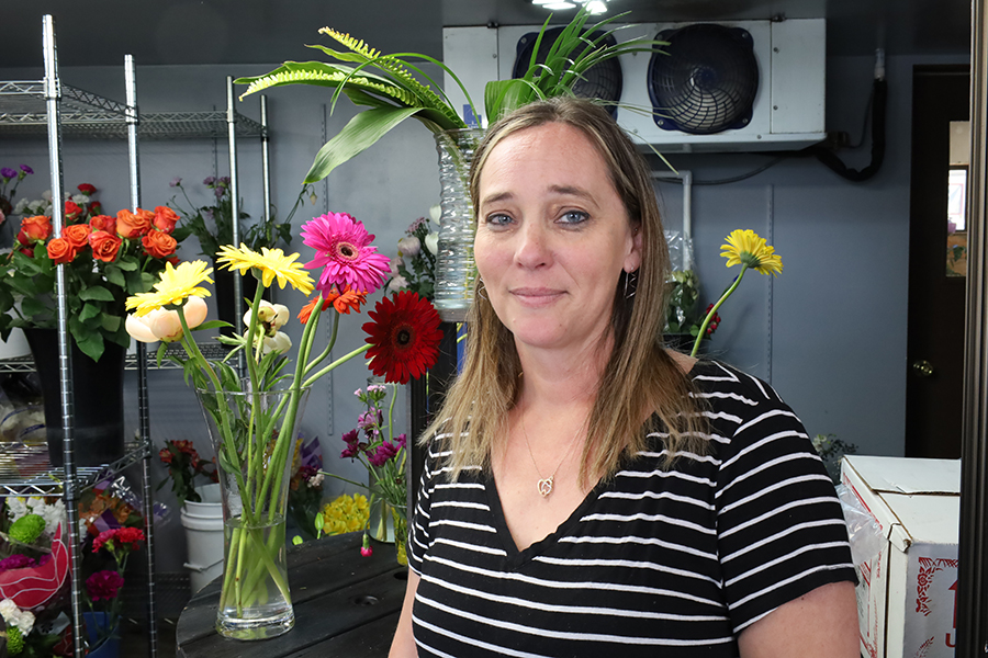 Kennewick flower shop offers unique services | Tri-Cities Area