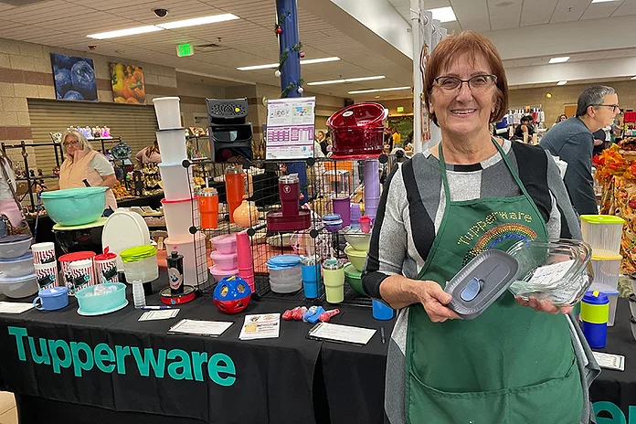 Kennewick senior marks 40 years selling Tupperware | Tri-Cities