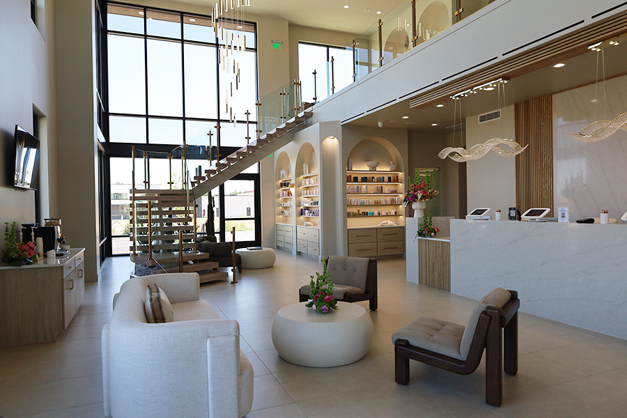 A large modern two story foyer.