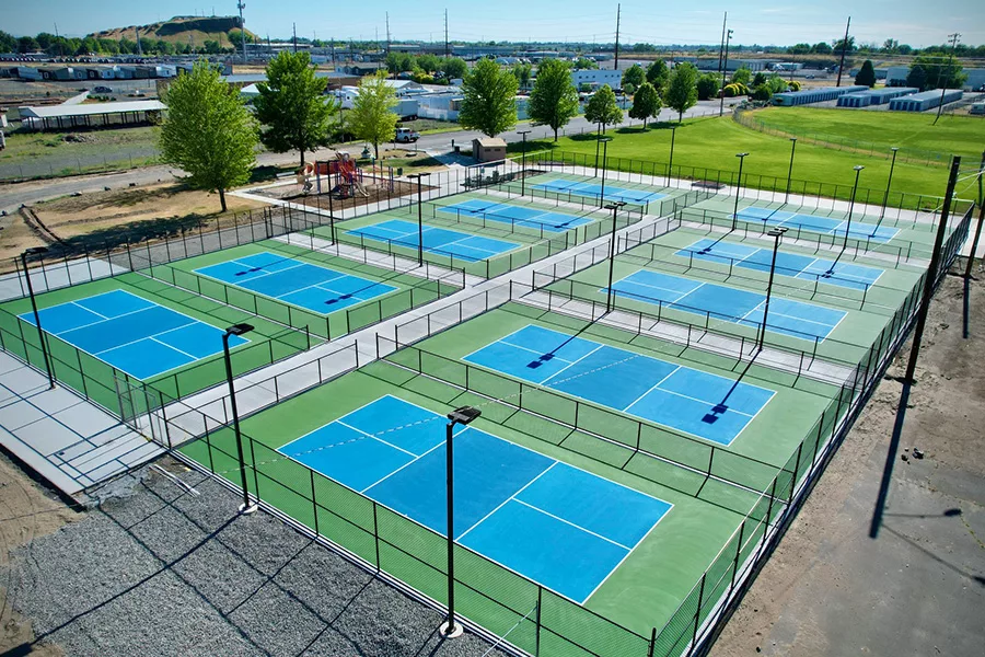 Overhead view of 10 pickleball courts.