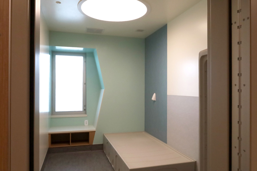 A room in the recovery center.