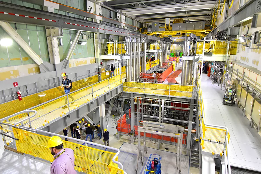 People inside the Vit plant building