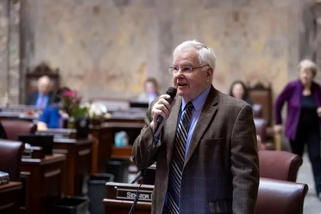 Sen. Sam Hunt speaking on the Senate floor.
