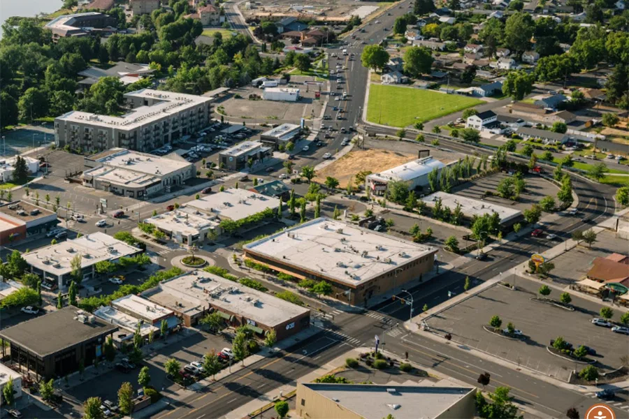An aerial view of Richland near the Parkway.