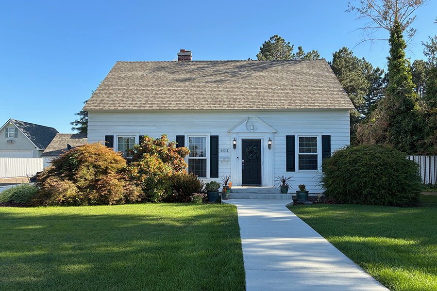 An old white house.