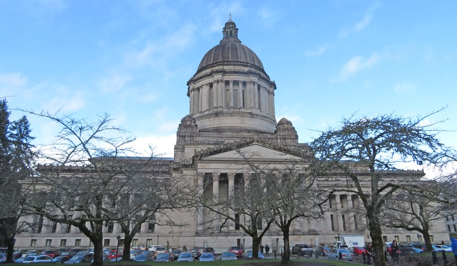 Federal workers furloughed due to the partial government shutdown in Washington state may apply for unemployment benefits to help them meet their financial obligations while they wait to return to their jobs.