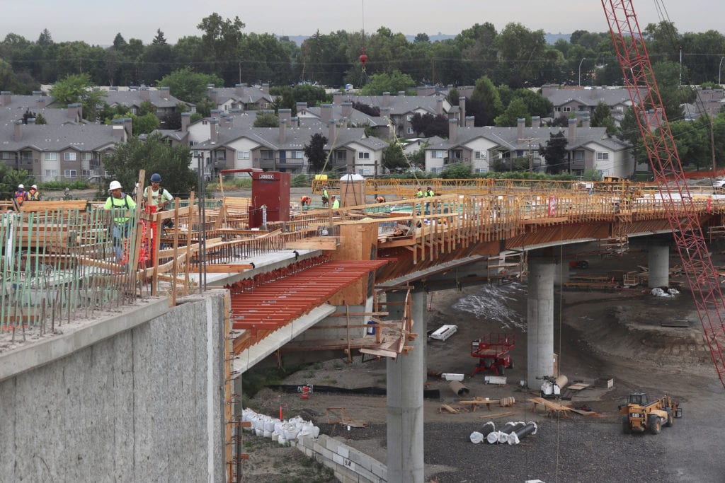 Duportail Street bridge construction in Richland. (Photo by Taryn Harkness)